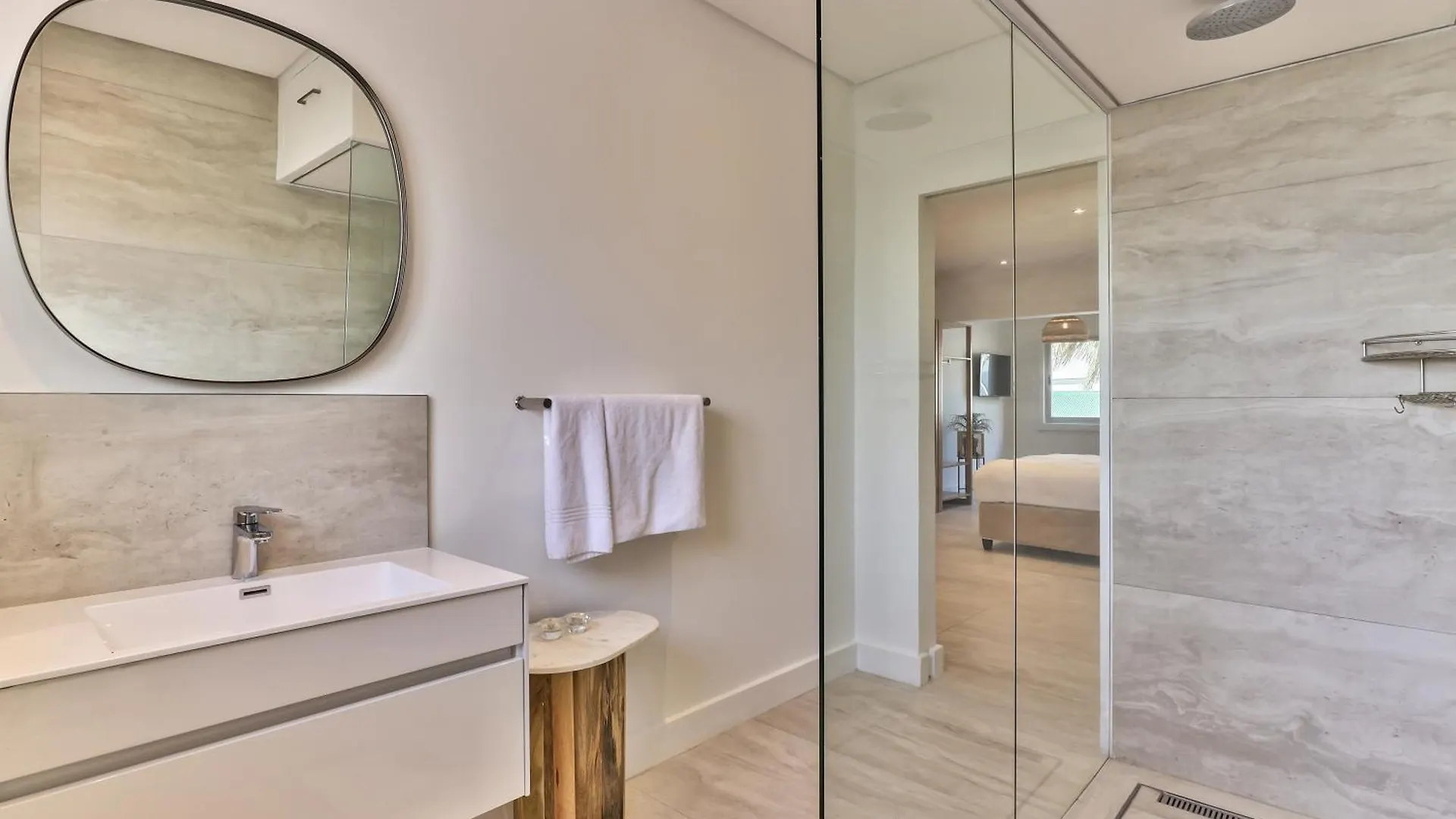 Studio On The Beach In Camps Bay Cape Town South Africa